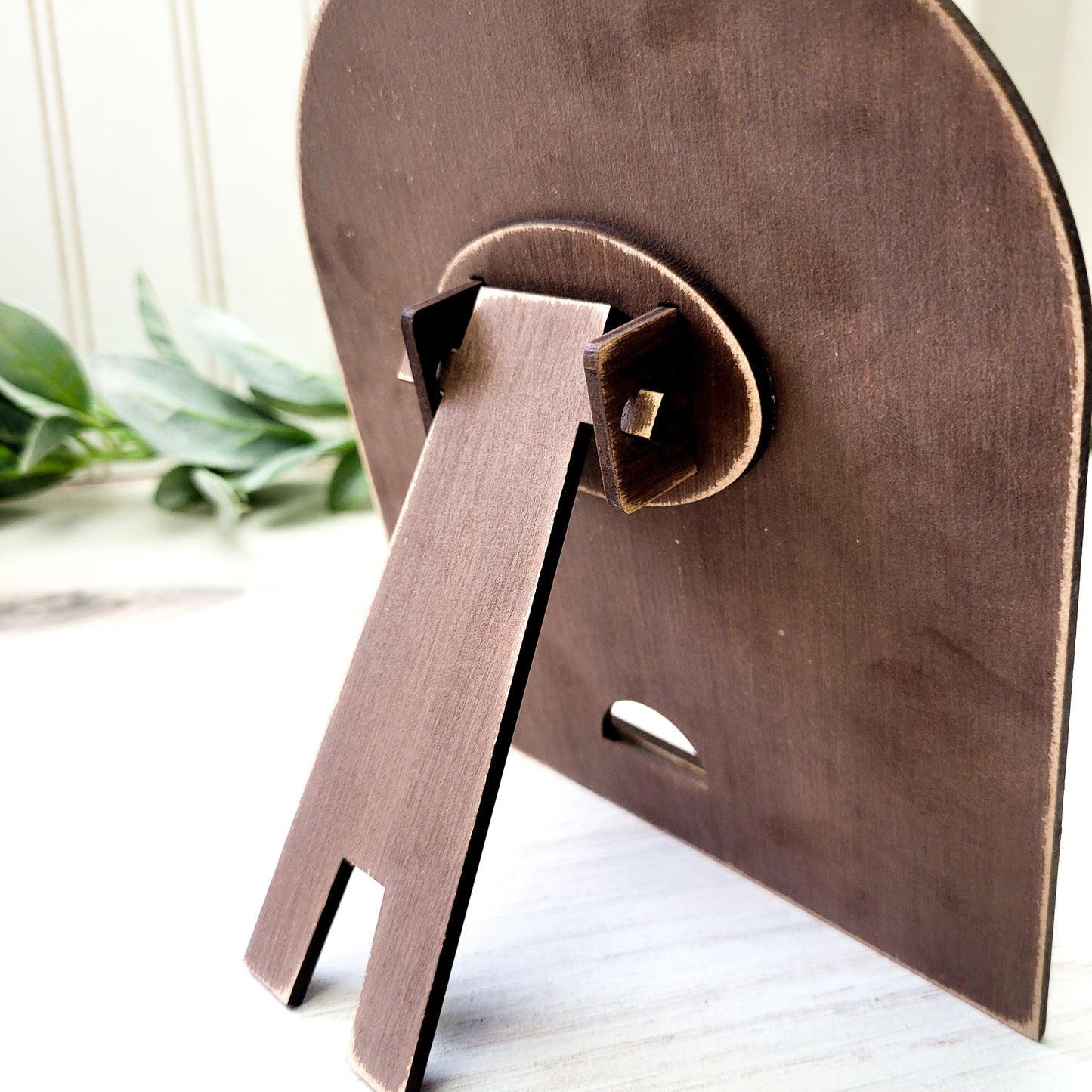 Scalloped Edge Arched Interchangeable DIY Frame – Tiered Tray or Shelf Decor