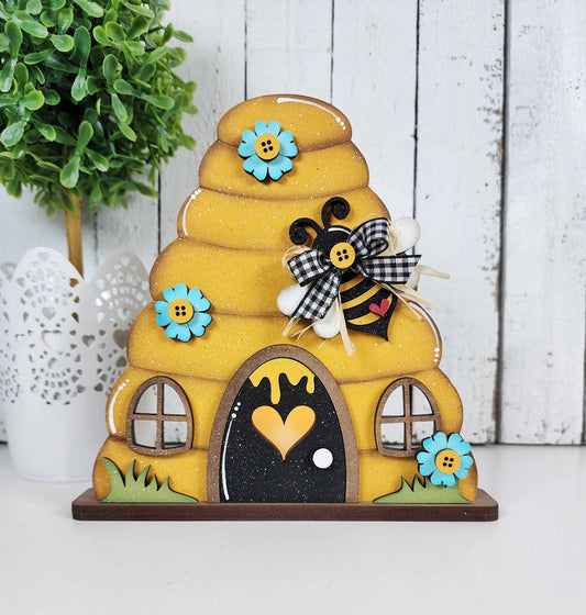 Beehive Shelf Sitter April 2025