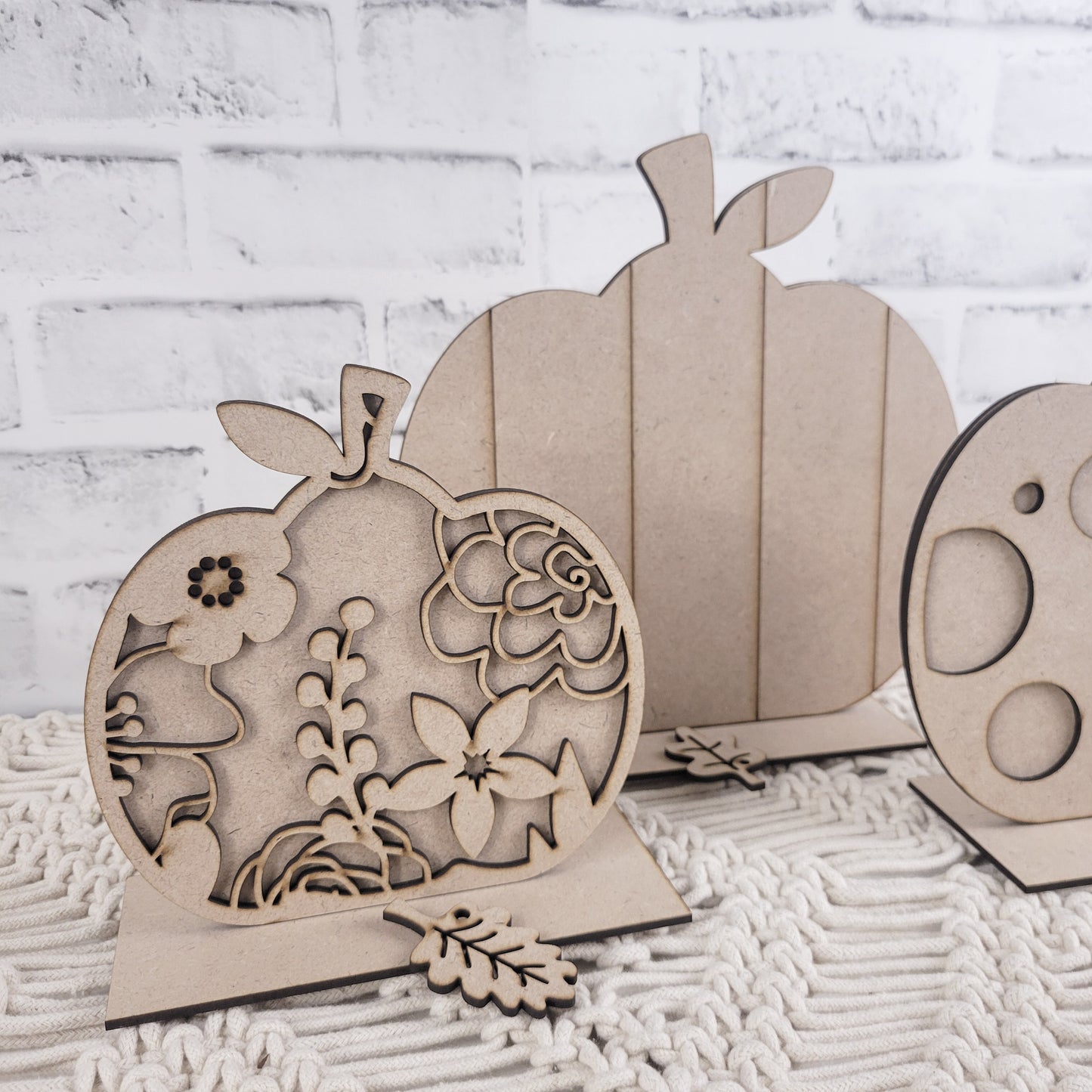 Farmhouse Pumpkin Trio DIY Paint Kit