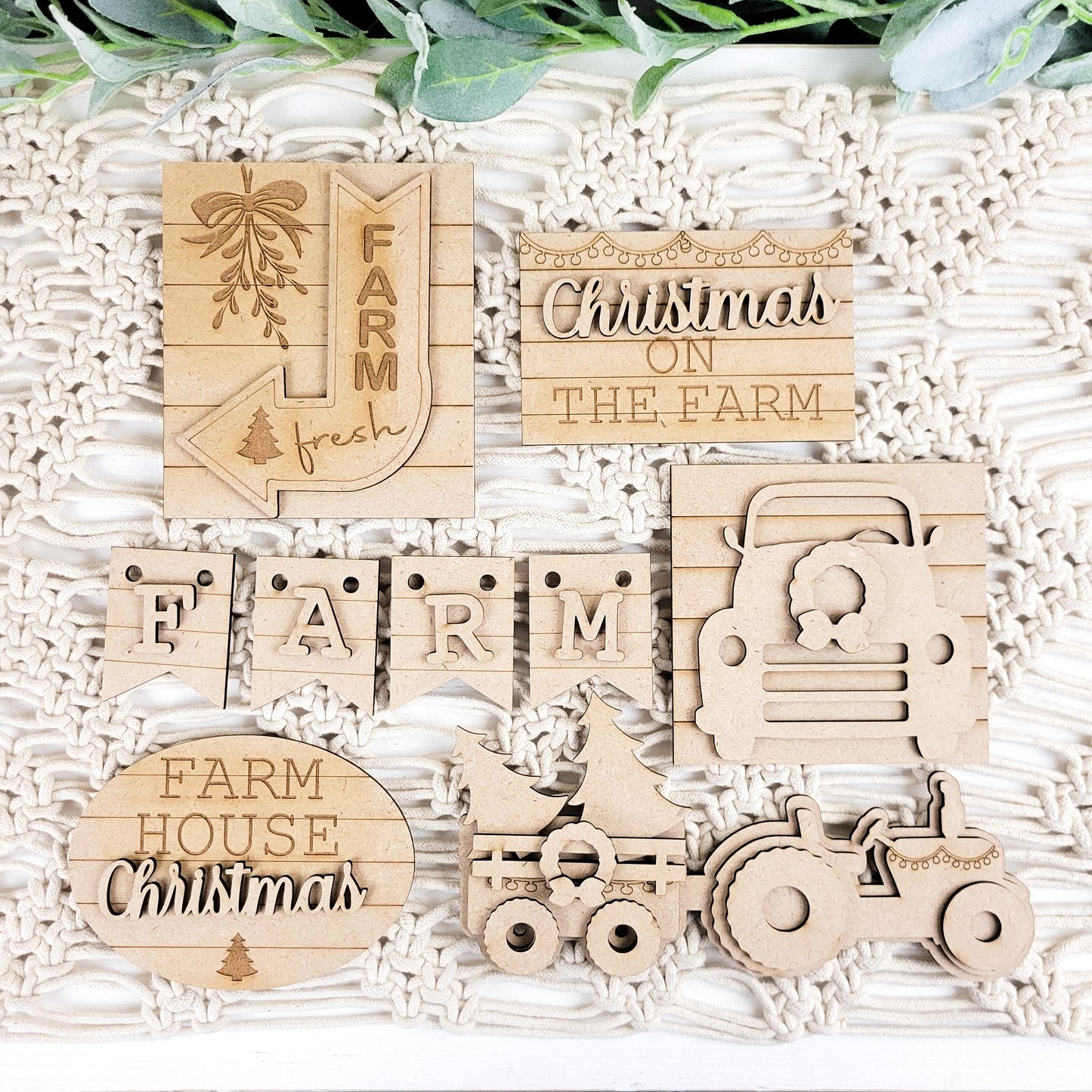 Christmas on the Farm Tiered Tray DIY Paint Kit
