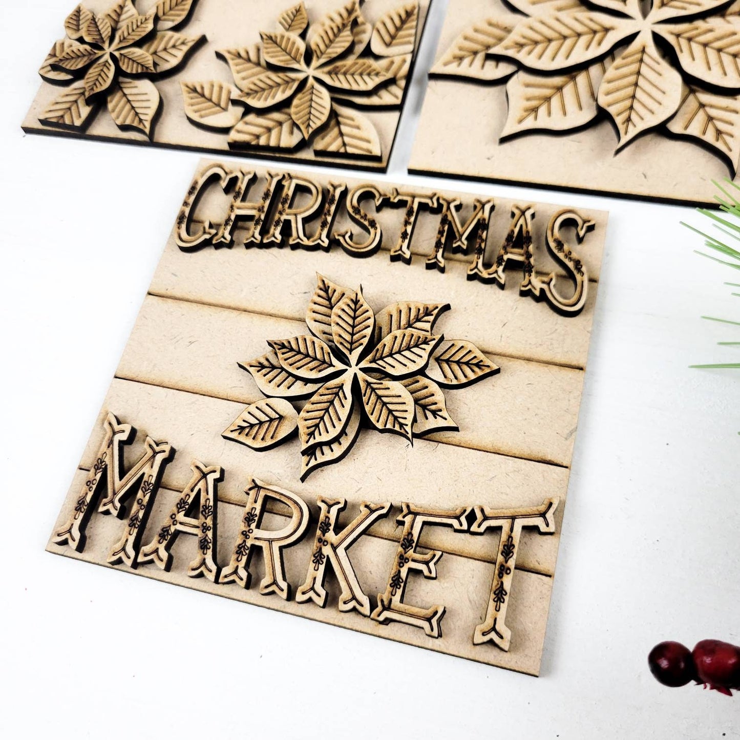 Christmas Market Poinsettia Square Tiles