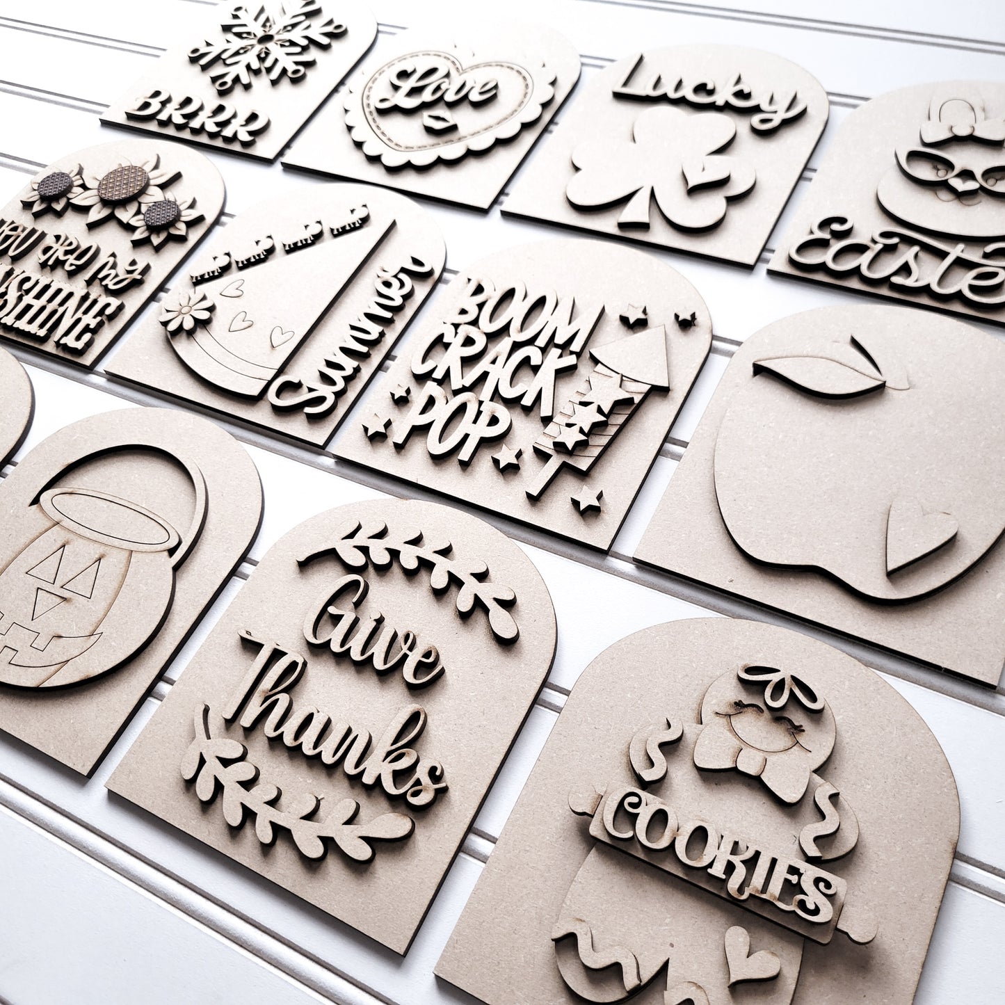 Entire Year V1 Seasonal Interchangeable Insert – Fits DIY Arched Frame Kits