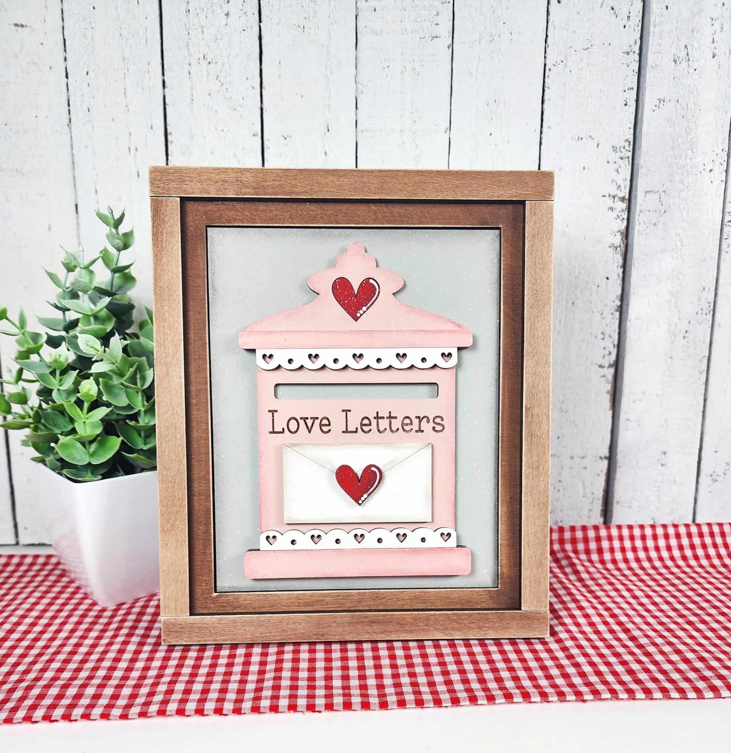 Valentine Sign Trio January 2025